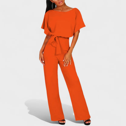 Mono elegante con pantalón amplio