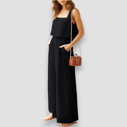 Mono de tirantes con pantalón amplio