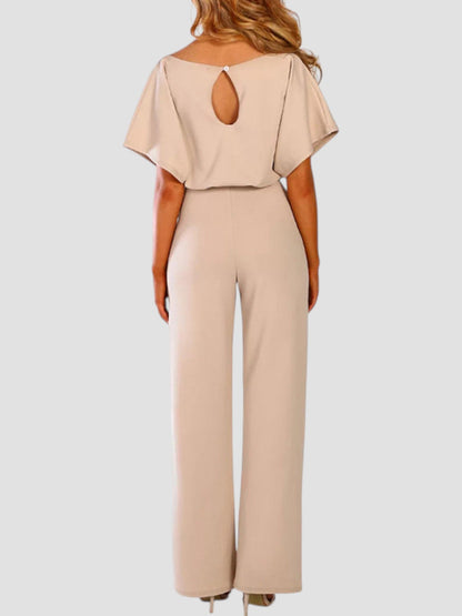 Mono elegante con pantalón amplio