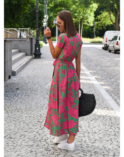 Julia | Vestido elegante con escote en V y silueta favorecedora