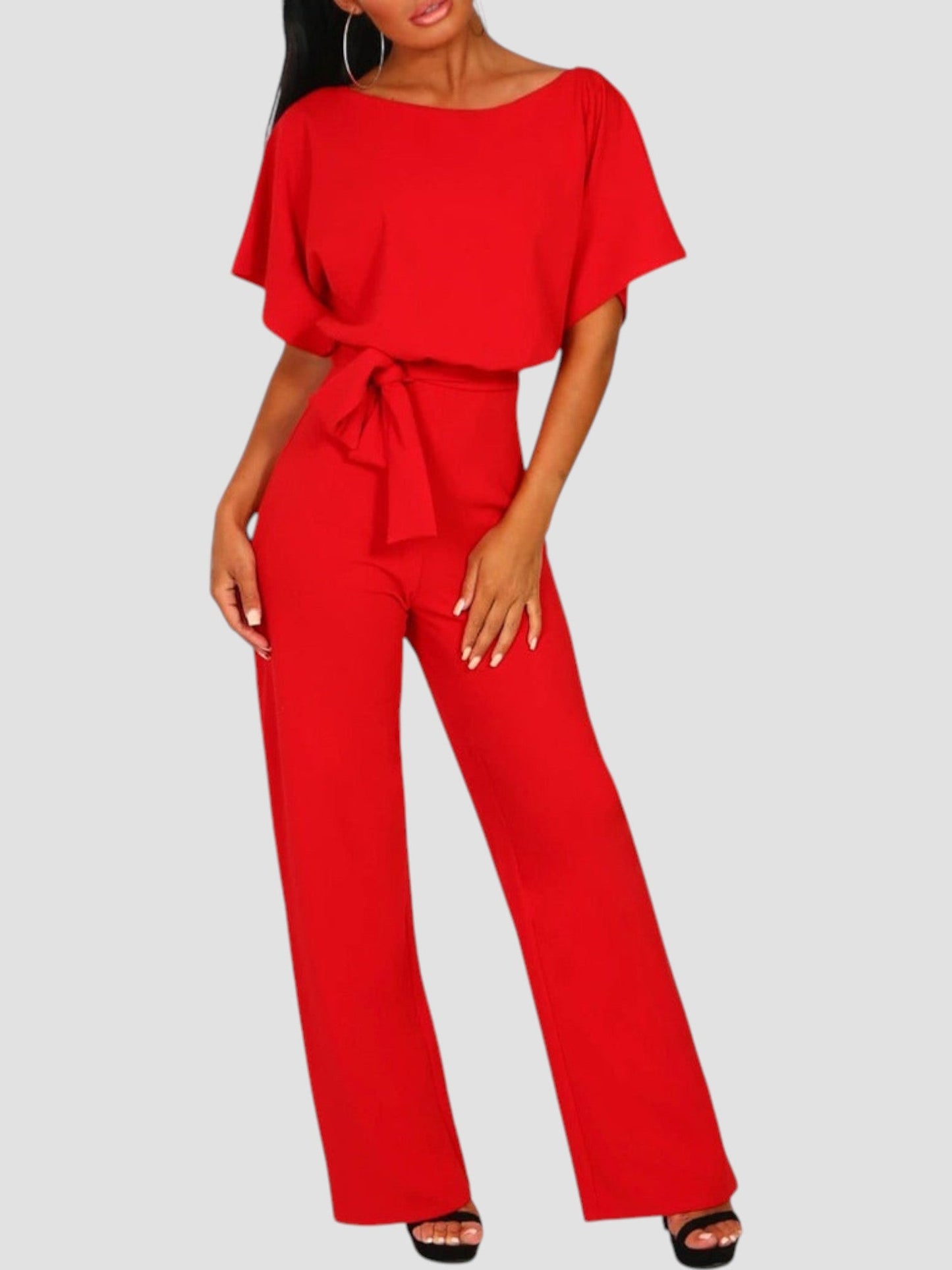 Mono elegante con pantalón amplio