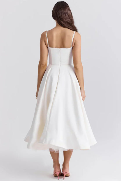 Arielle | Vestido midi sin tirantes con falda amplia