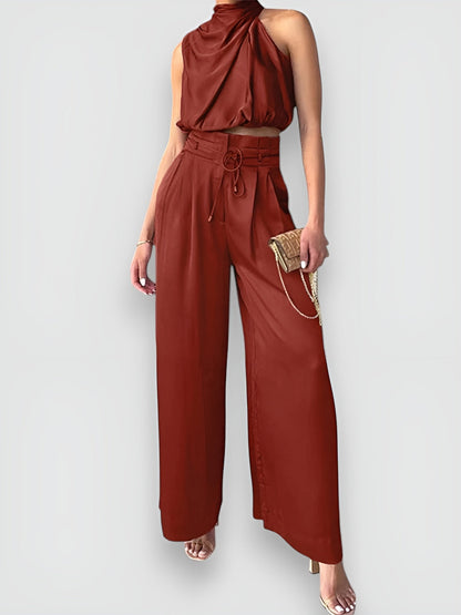 Conjunto elegante con top sin mangas y pantalón amplio