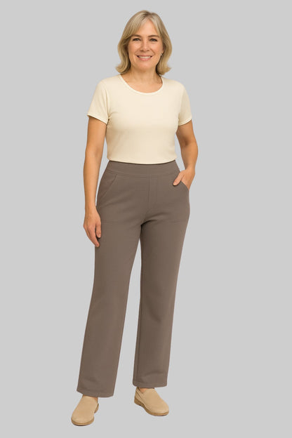 Pantalón de tiro alto con corte recto